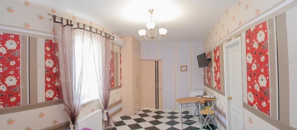 Art Room Szkadovszk Kültér fotó