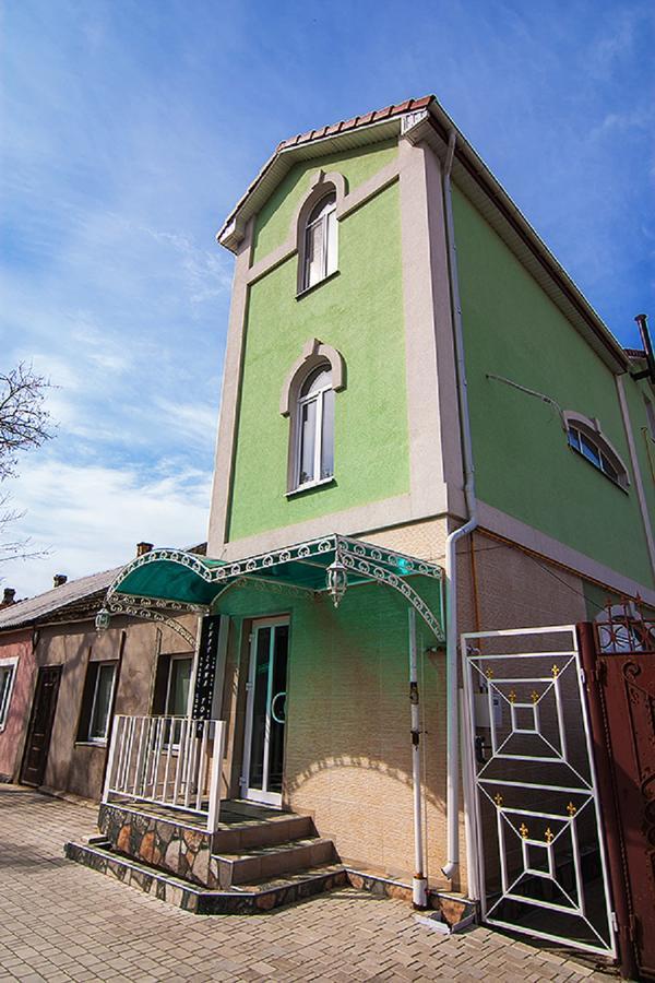 Art Room Szkadovszk Kültér fotó